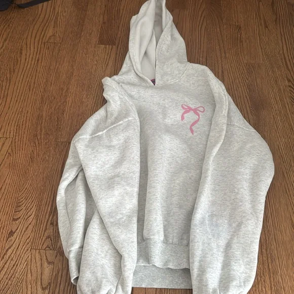 Edikted Pink and White Knit Sweater and Grey Hoodie Bundle - Picture 5 of 7